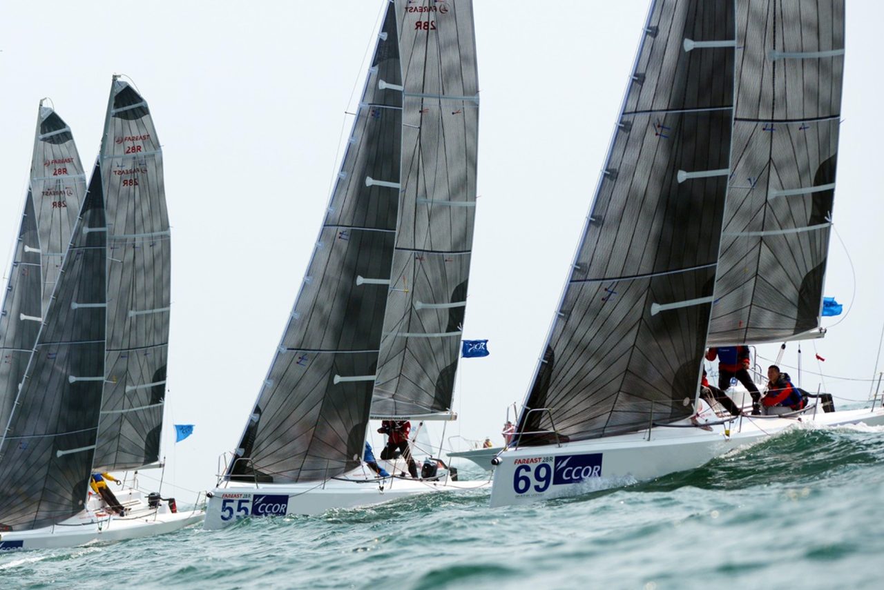 Fareast 28R one-design yachts racing upwind
